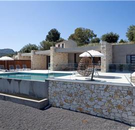 3 bedroom villa with pool & sea view, near Acharavi, sleeps 6